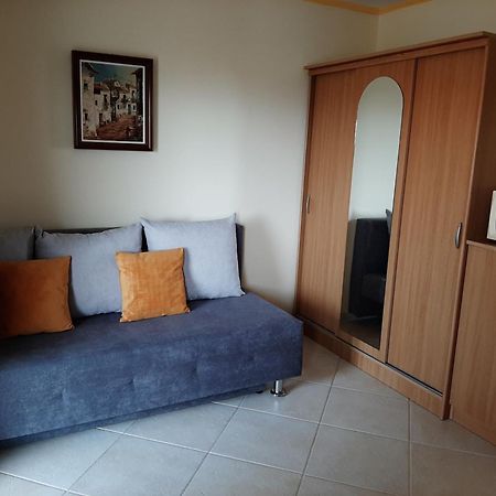 Madach Apartman Heviz Bagian luar foto