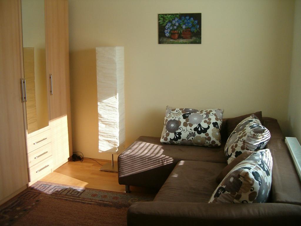 Madach Apartman Heviz Ruang foto